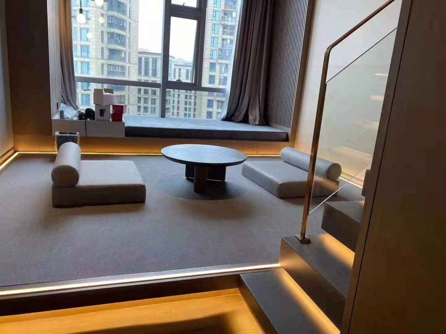 现代